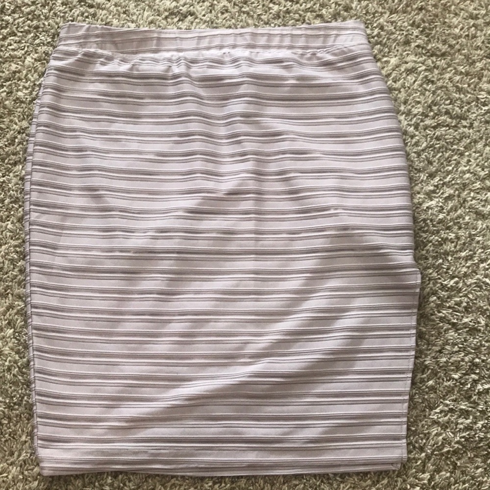 XL Dress skirt:  Periwinkle ribbed knee length